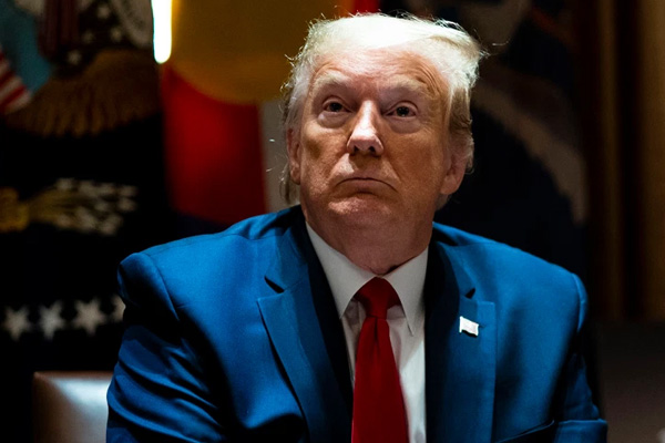 Trump'tan ilginç açıklama: Koronavirüse karşı sıtma ilacı kullanıyorum