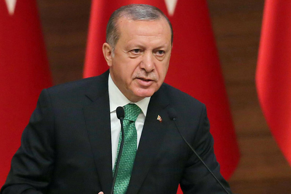 Erdoğan'dan gençlere mesaj: Asla vazgeçmeyin