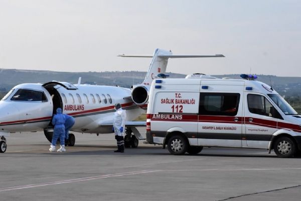 Sağlık Bakanlığı ambulans uçağından bir gecede iki operasyon