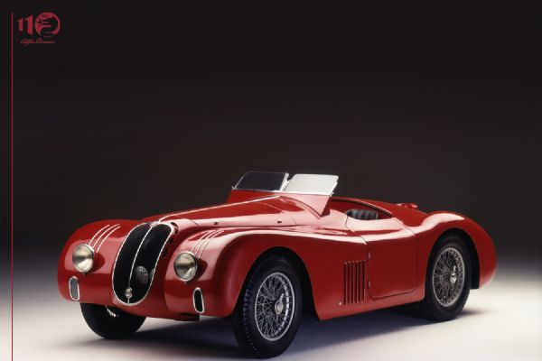 Alfa Romeo'dan 'tarihi performans'