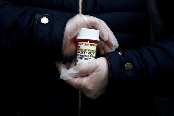 Uzmanlar uyardı: Hidroksiklorokin ilacını hekim kontrolü dışında kullanmayın