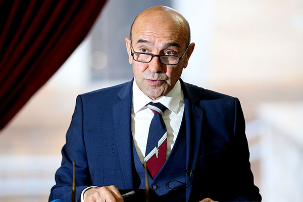 Soyer'den, 'Çav Bella' kınaması