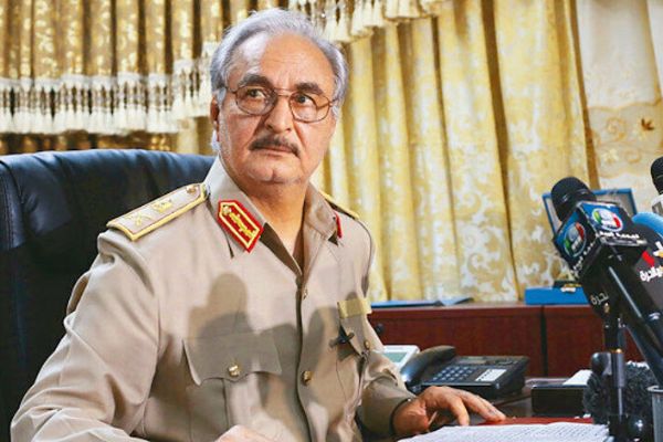 Libya'da gayrimeşru silahlı güçlerin lideri Hafter'e olan destek azalıyor mu?