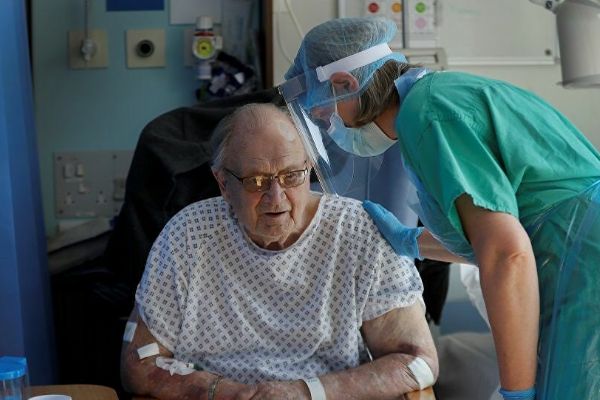 Fransa'da koronavirüsten son 24 saatte can kaybı 35, yeni vaka sayısı 115