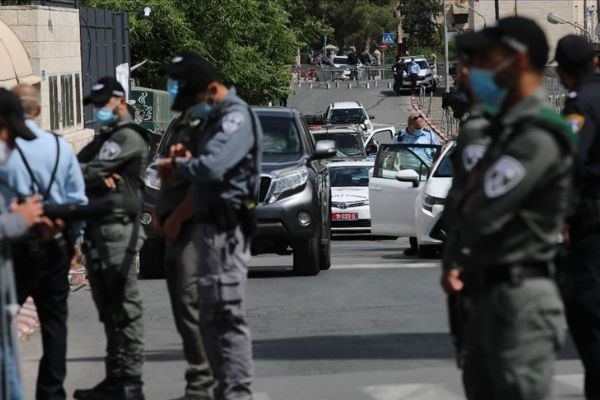 İsrail polisi Doğu Kudüs'te Filistinli bir genci yaraladı