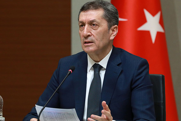 Bakan Selçuk'tan öğrencilere uyarı