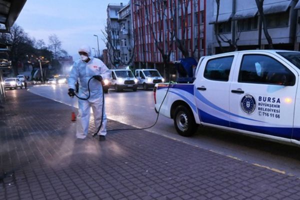 Bursa pandemide örnek bir sınav verdi