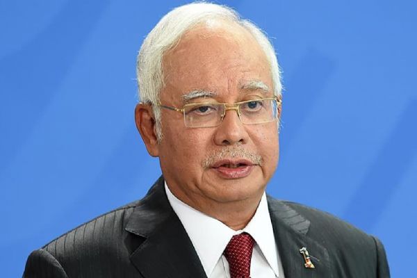 Eski Malezya Başbakanı'nın İsrailli firmadan casus yazılım aldığı iddia edildi