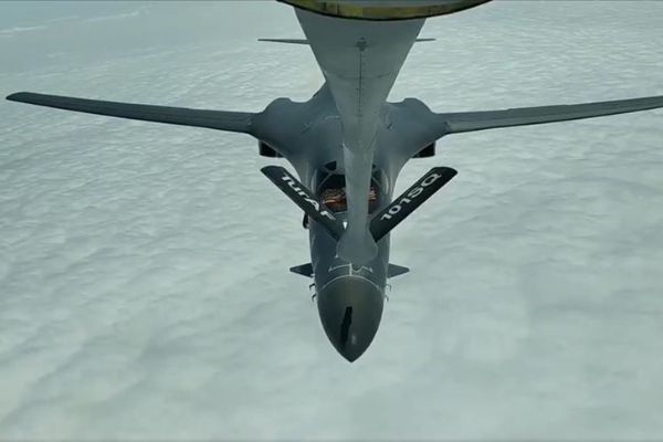 MSB: Karadeniz'de uçuş gerçekleştiren ABD'ye ait 2 B-1 uçağına tanker uçaklarımız ile havada yakıt ikmali yapıldı