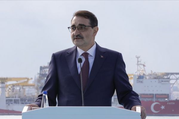 Dönmez: Libya ile vardığımız anlaşma kapsamında buradaki petrol arama faaliyetlerimize 3-4 ay içerisinde başlayabileceğiz
