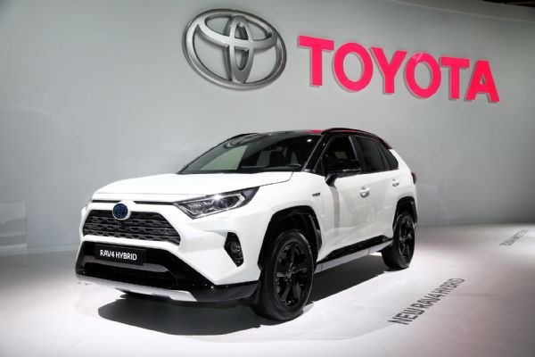 Toyota, RAV4 güvenlik testinde zirvede