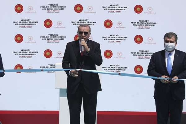 Erdoğan Yeşilköy’deki salgın hastanesinin açılışını yaptı