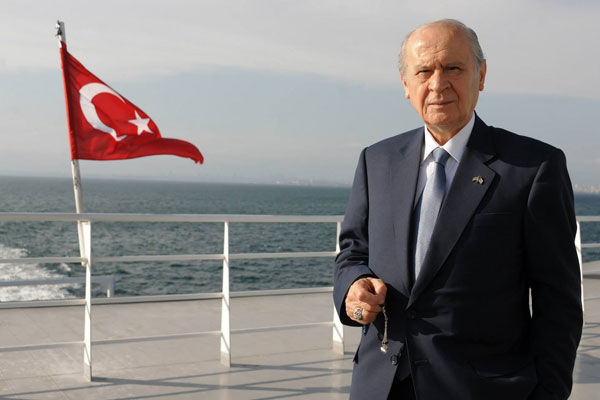 Bahçeli'nin 2001 yılındaki vaadi ortaya çıktı