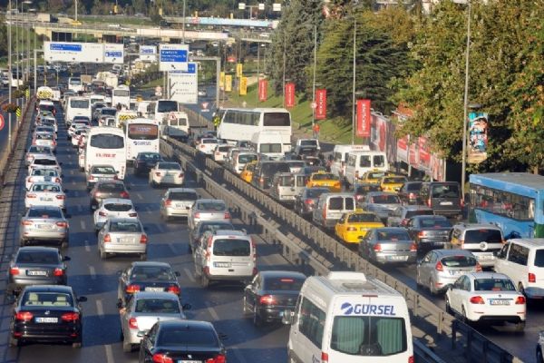 İstanbul’da yarın kapatılacak yollara ilaveler yapıldı !