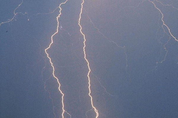 Bangladeş'te yıldırım felaketi: 50 ölü