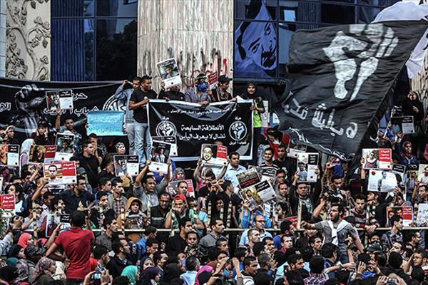 Mısır'da hapis cezaları kınandı