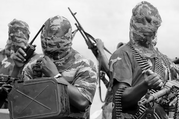 İngiletere’den Nijerya’ya Boko Haram yardımı