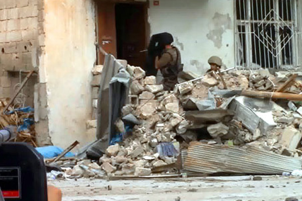 Nusaybin'de roketli saldırı: 4 yaralı