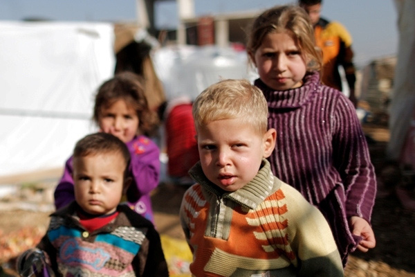 BM’den Yunanistan’a “mülteci çocuklar” uyarısı