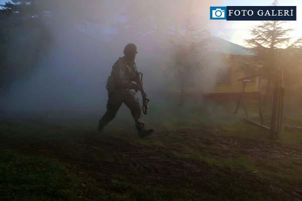 Komandolardan nefes kesen tatbikat