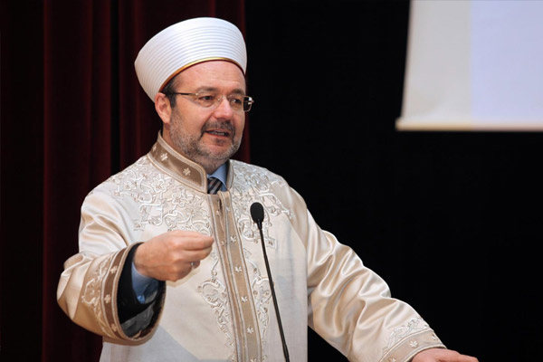 'İslam dünyasındaki ilim adamlarına büyük görevler düşüyor'