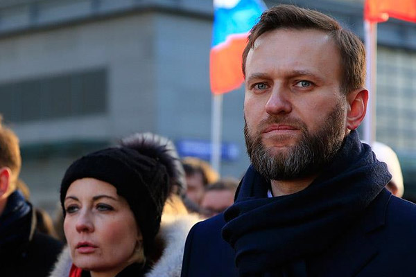 Rusya'da muhalif lidere saldırı