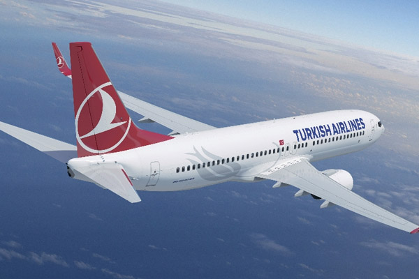 İki THY uçağı acil iniş yaptı