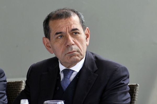 Özbek: Lucescu ile görüşüyoruz