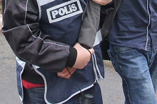 'FETÖ' operasyonunda 6 tutuklama