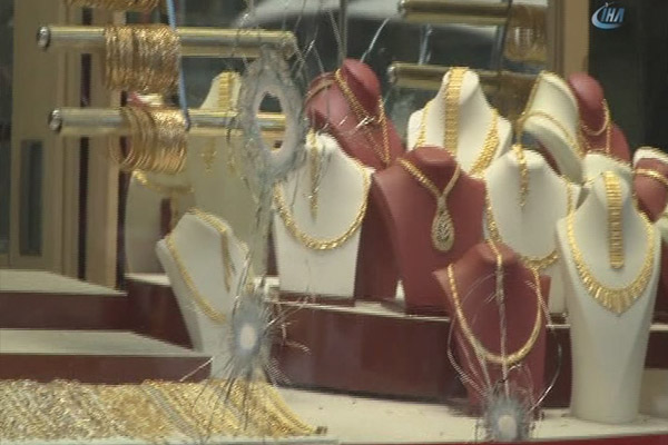 İstanbul'da kuyumcu soygunu