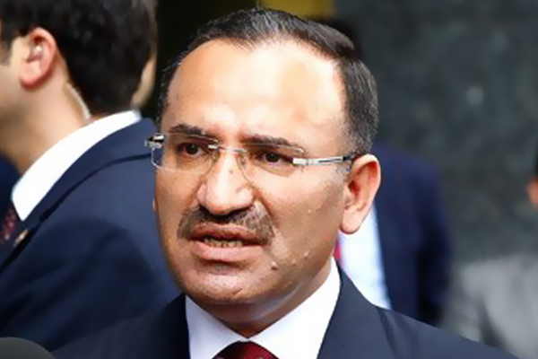 Bekir Bozdağ, Yıldırım'ı Twitter'dan tebrik etti