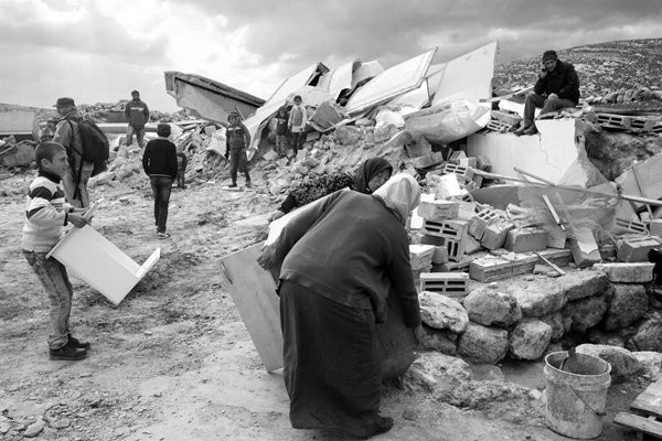 İsrail, El-Arakib köyünü yine yıktı!