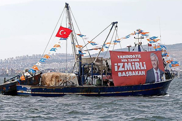 Yıldırım'ın adaylığı İzmir'de sevinçle karşılandı