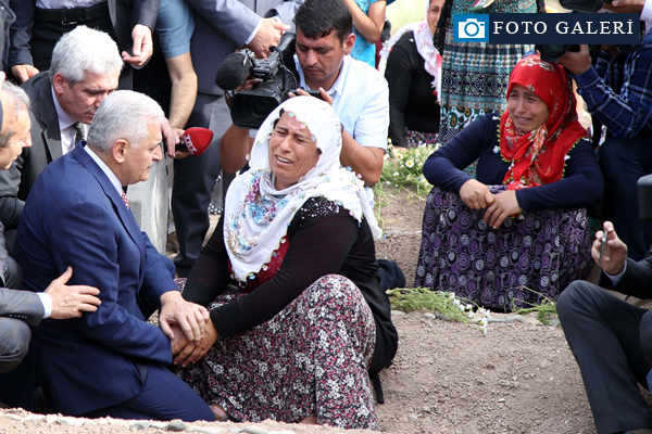 Binali Yıldırım Diyarbakır'da