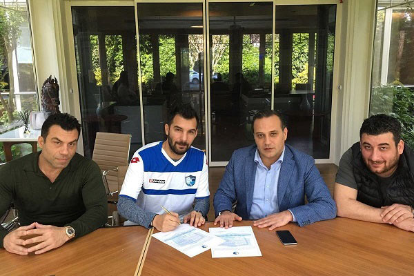 Eski G.Saraylı Engin Baytar'dan şaşırtan imza