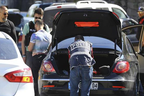 Başkentte 2 bin 500 polisle asayiş uygulaması