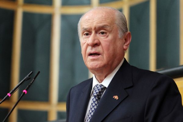 Bahçeli'den 'birlik' mesajlı Berat Kandili paylaşımı