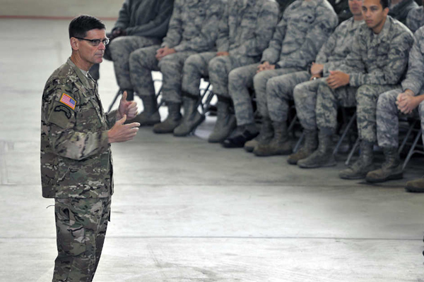 ABD'li komutandan Rojava'ya gizli ziyaret