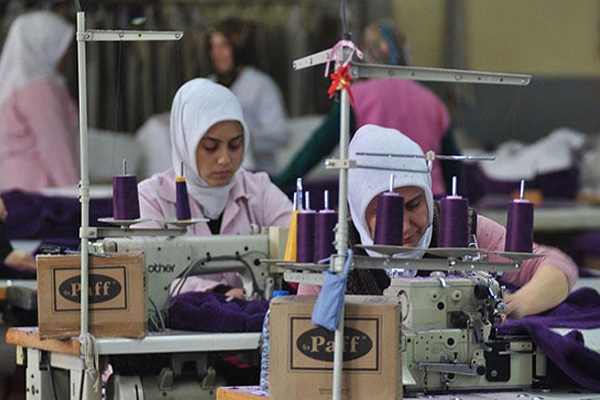 3 bin 800 Suriyeliye çalışma izni