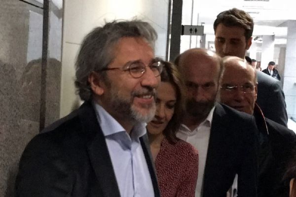 Can Dündar, Merkel'den ne istedi?
