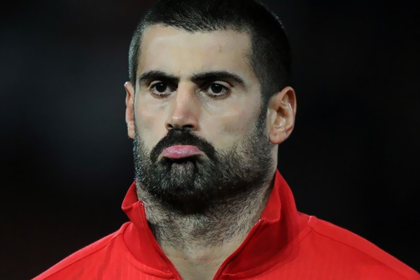 Volkan Demirel, madencilerin borçlarını ödedi