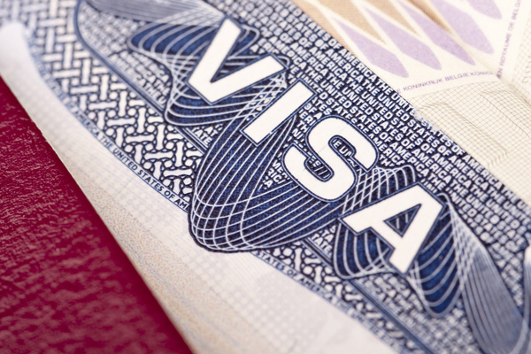 Alman gazetesi Bild: Türklere vize 2017’ye kaldı