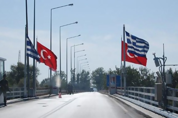 Yunanistan'da grev bitti, sınır kapıları açıldı