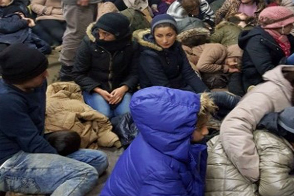 44 kaçak göçmen yakalandı