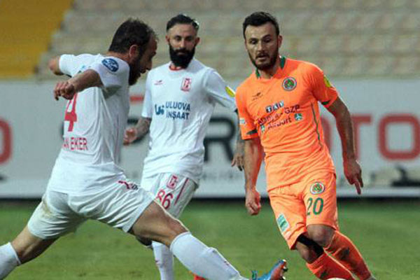 Alanyaspor finale adını yazdırdı