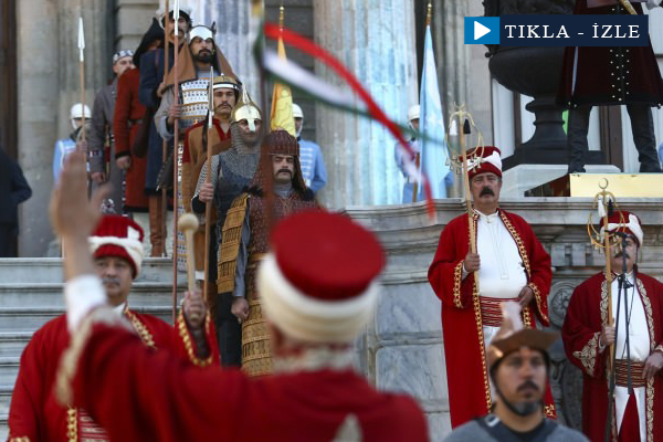 Erdoğan'dan liderlere mehterli karşılama