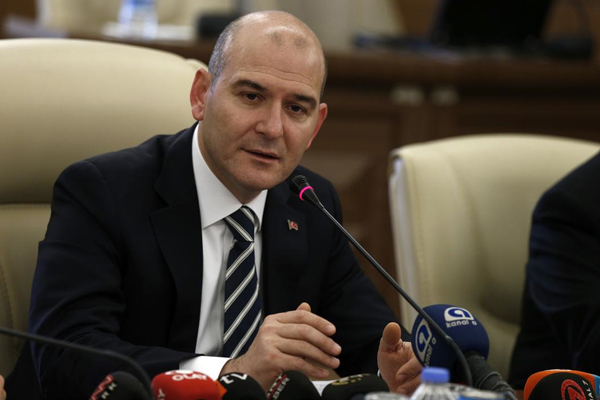 Soylu kabinedeki yerini korudu