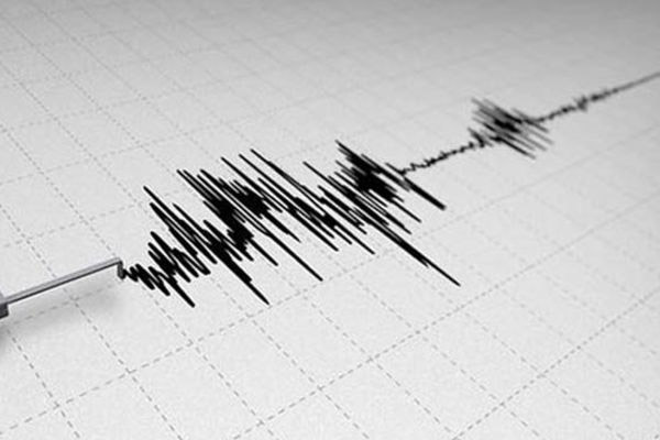 Yunanistan 5,6 şiddetinde deprem