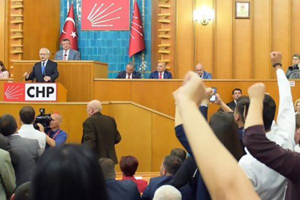 Erdoğan'dan CHP grubundaki sloganlara suç duyurusu