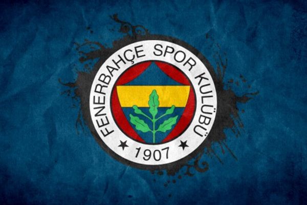 Fenerli futbolcular uçakta tehlike atlattı